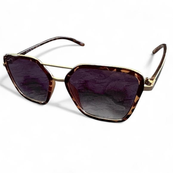 Foster Grant (1pr) & 3 pairs unbranded Sunglasses tortoise shell, floral & black - Picture 10 of 12